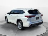 Used 2023 Toyota Highlander Limited image 5