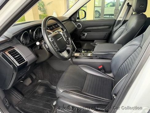 Used 2017 Land Rover Discovery HSE AWD/4WD image 40