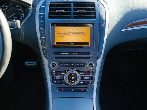 Used 2019 Lincoln MKZ Reserve w/ Reserve Plus Package FWD image 13