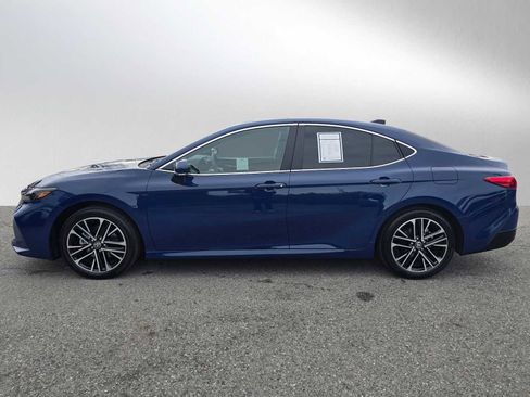 Used 2026 Toyota Camry XLE image 6