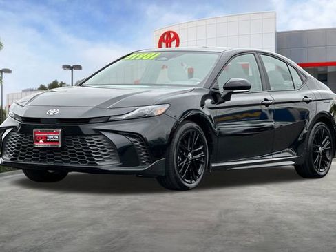 Certified 2025 Toyota Camry LE image 10