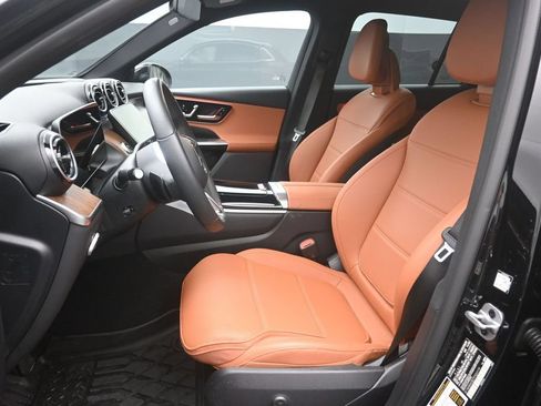Used 2026 Mercedes-Benz GLC 300 image 18