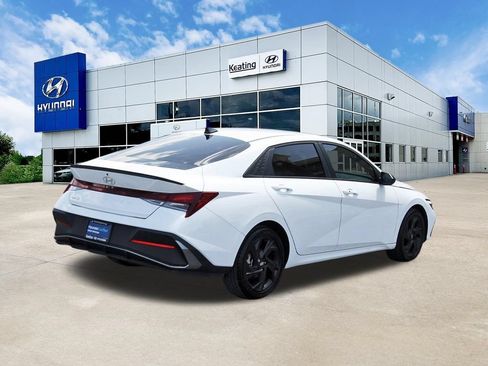 Certified 2026 Hyundai Elantra Sport FWD image 4