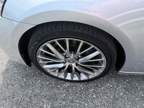 Used 2017 Lexus IS 200t RWD image 7