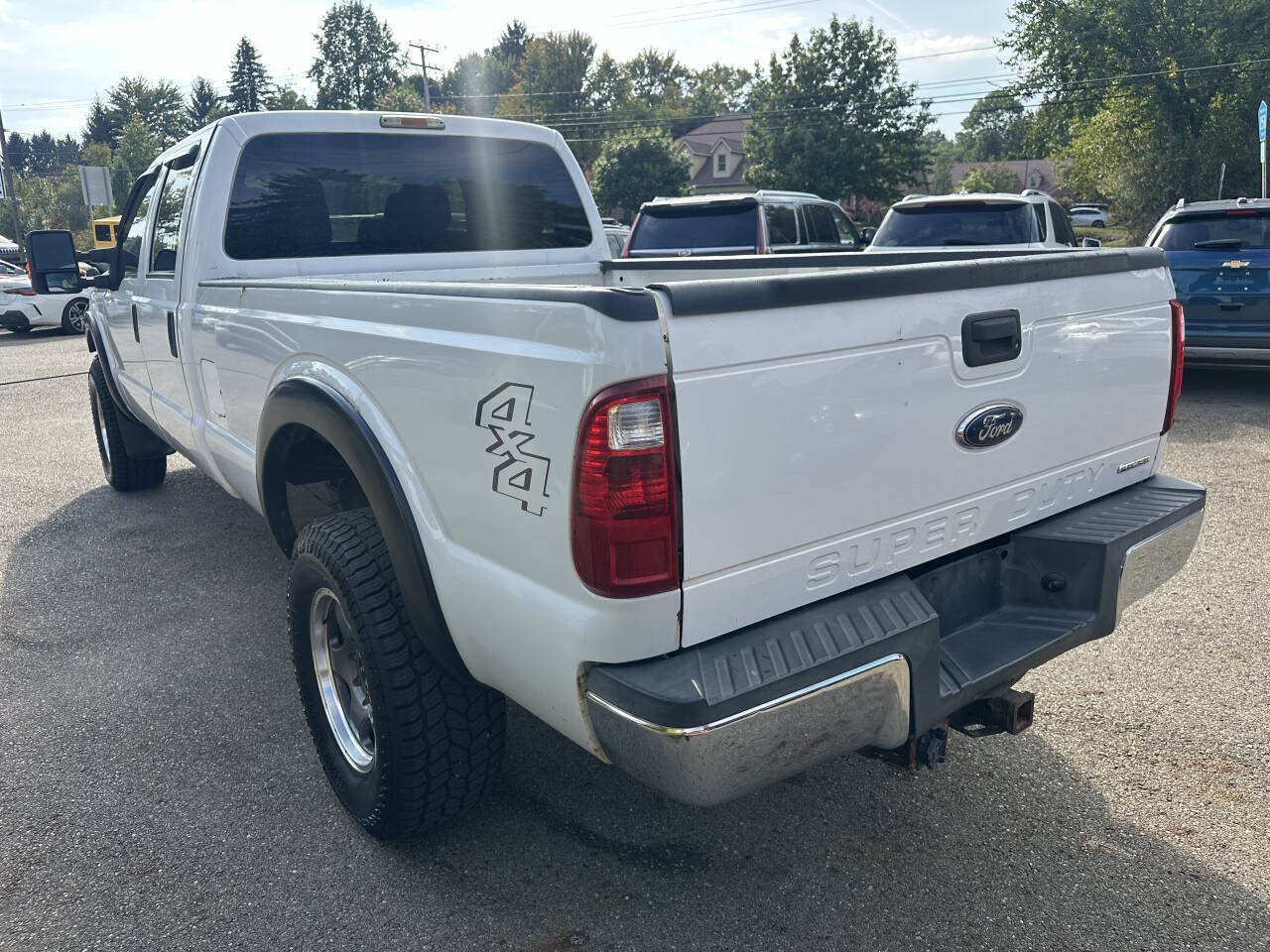 Used 2011 Ford F350 XLT w/ Advanced Security Group AWD/4WD image 4