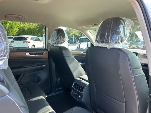 New 2026 Volkswagen Atlas SE AWD/4WD image 43