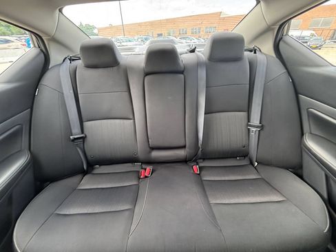 Used 2025 Nissan Altima 2.5 SV FWD image 38