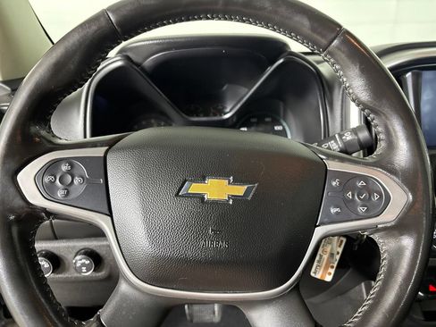Used 2019 Chevrolet Colorado LT AWD/4WD image 14