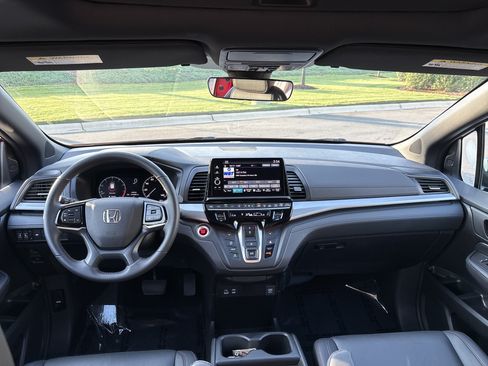 Used 2026 Honda Odyssey Sport-L image 21