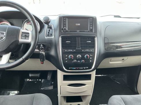 Used 2017 Dodge Grand Caravan SE w/ Power Window Group image 27