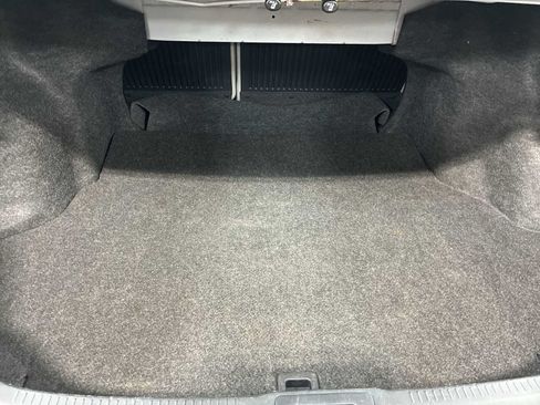 Used 2015 Toyota Camry LE FWD image 21