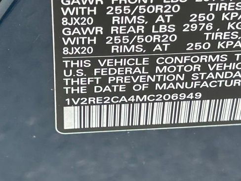 Certified 2021 Volkswagen Atlas Cross Sport SE AWD/4WD image 61