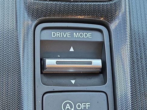 Used 2025 Honda Civic Sport image 25