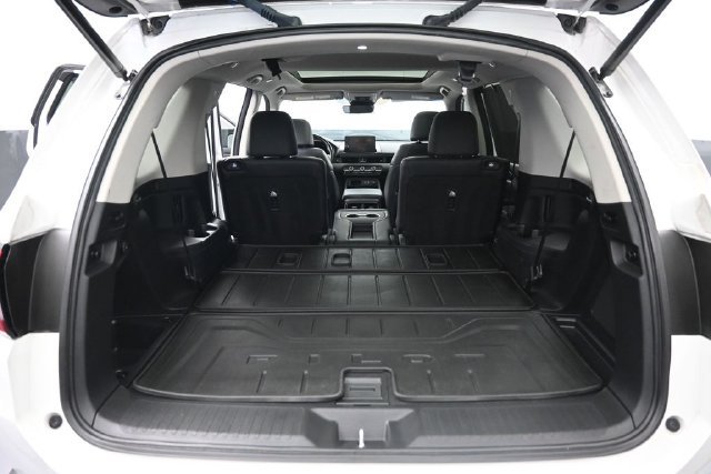 Used 2023 Honda Pilot Touring image 33