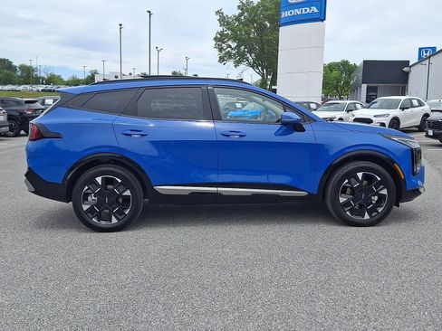 Certified 2026 Kia Sportage SX AWD/4WD image 7