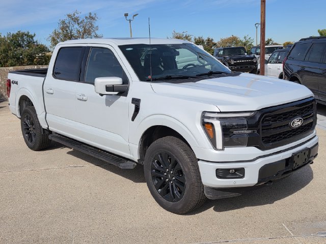 Used 2025 Ford F150 Lariat AWD/4WD image 3