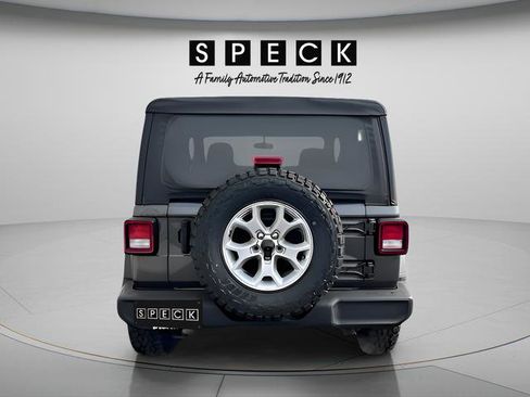Used 2021 Jeep Wrangler Sport image 6