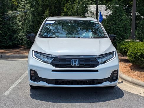 Used 2025 Honda Odyssey Sport-L image 7