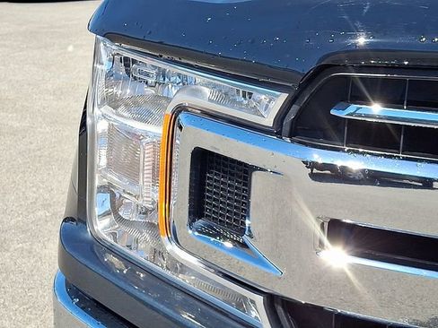 Used 2018 Ford F150 XLT AWD/4WD image 9