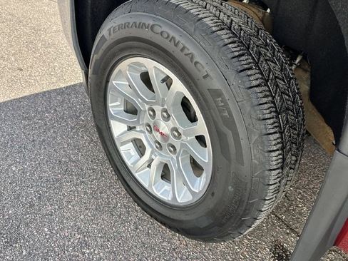 Used 2019 GMC Sierra 1500 SLE w/ SLE Value Package image 10