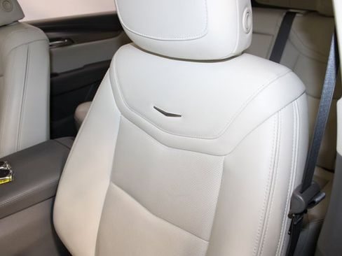 Certified 2023 Cadillac XT5 Premium Luxury image 8