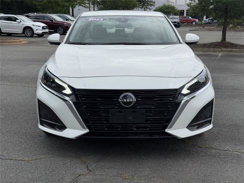 Used 2023 Nissan Altima 2.5 SL AWD/4WD image 32