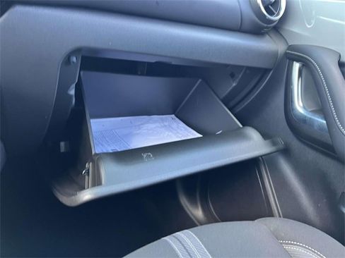 Certified 2025 Chevrolet Blazer LT w/ Convenience Package image 36