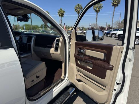 Used 2016 RAM 1500 Laramie w/ Convenience Group image 15