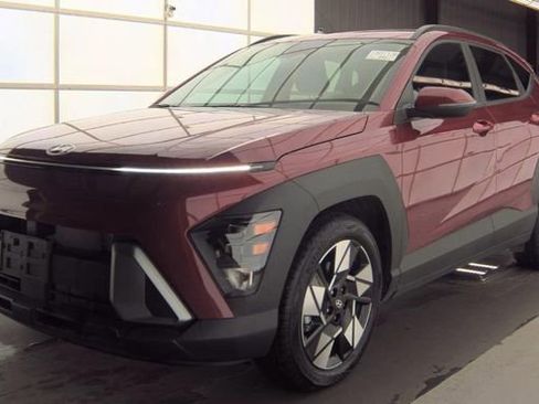 Used 2025 Hyundai Kona SEL image 1