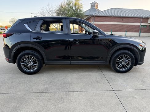Used 2021 MAZDA CX-5 Touring image 8