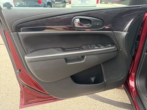Used 2017 Buick Enclave Leather AWD/4WD image 8