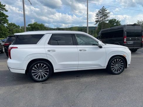 Used 2023 Hyundai Palisade Calligraphy AWD/4WD image 3