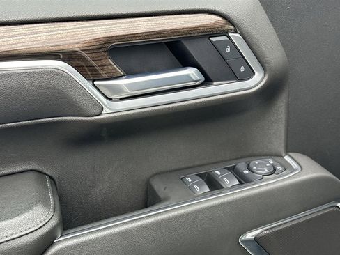 Used 2025 Chevrolet Silverado 1500 LT image 21