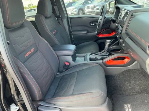 Used 2023 Nissan Frontier PRO-4X w/ Technology Package AWD/4WD image 19