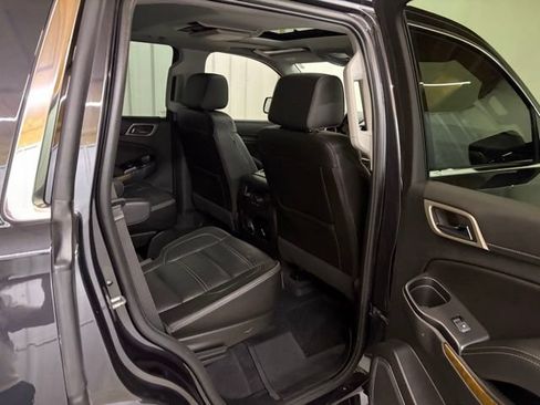 Used 2020 GMC Yukon Denali w/ Open Road Package AWD/4WD image 23