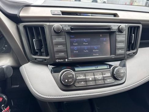 Used 2014 Toyota RAV4 XLE image 17