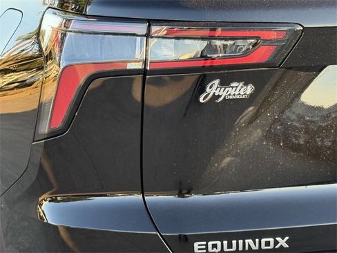 New 2026 Chevrolet Equinox LT w/ Convenience Package II image 6