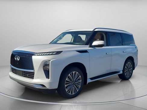 New 2026 INFINITI QX80 Luxe image 2