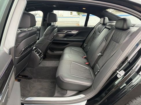 Used 2022 BMW 750i xDrive 750i xDrive w/ Executive Package image 20