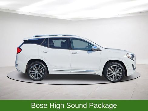 Used 2020 GMC Terrain Denali w/ Denali Premium Package image 8