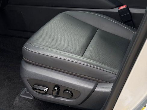 Used 2025 Lexus TX 350 FWD w/ Convenience Package image 19