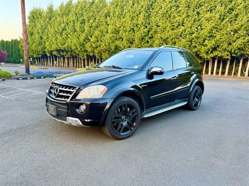 Used 2009 Mercedes-Benz ML 63 AMG 4MATIC image 1