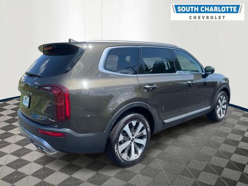 Used 2022 Kia Telluride S AWD/4WD image 4