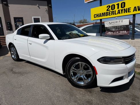 Used 2015 Dodge Charger SE w/ Popular Equipment Group RWD image 30