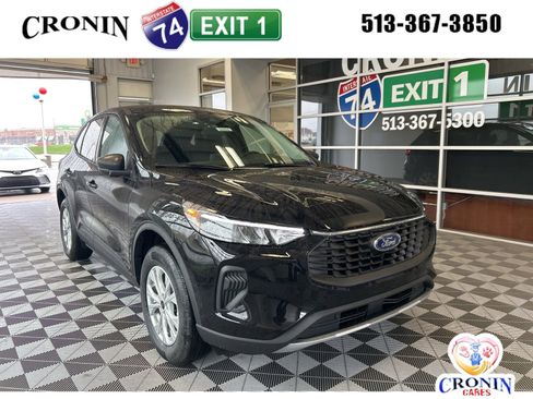 New 2026 Ford Escape Active w/ Cold Weather Package AWD/4WD image 1