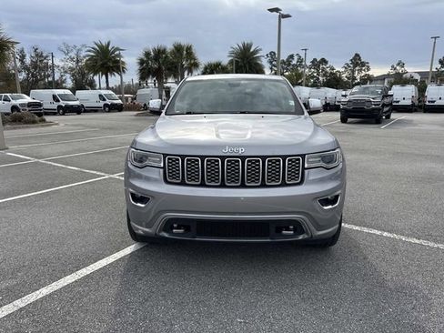 Used 2018 Jeep Grand Cherokee Overland image 8