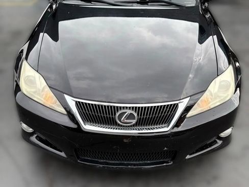 Used 2010 Lexus IS 250C image 9