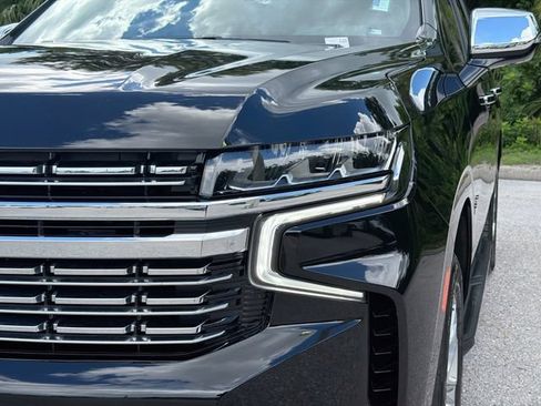 Used 2023 Chevrolet Tahoe Premier AWD/4WD image 9