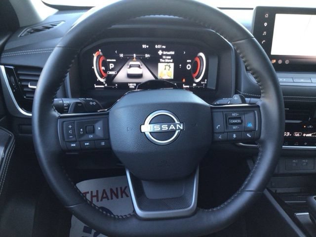 Used 2025 Nissan Rogue SL w/ Tech Package AWD/4WD image 8