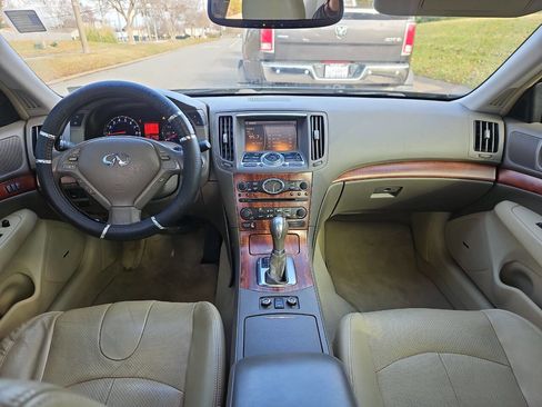 Used 2009 INFINITI G37 x Sedan w/ Premium Pkg image 22